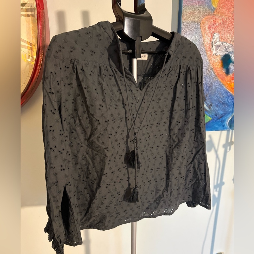 NATURAL LIFE Charcoal Gray Eyelet Blouse M Medium